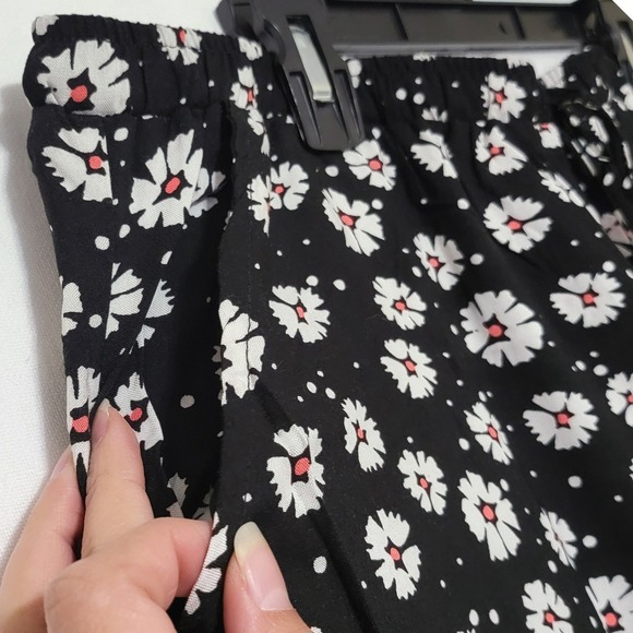 New Boundaries Juniors Challis Black White Daisy Print Wide Leg Boho Pant XL NEW - Picture 5 of 8
